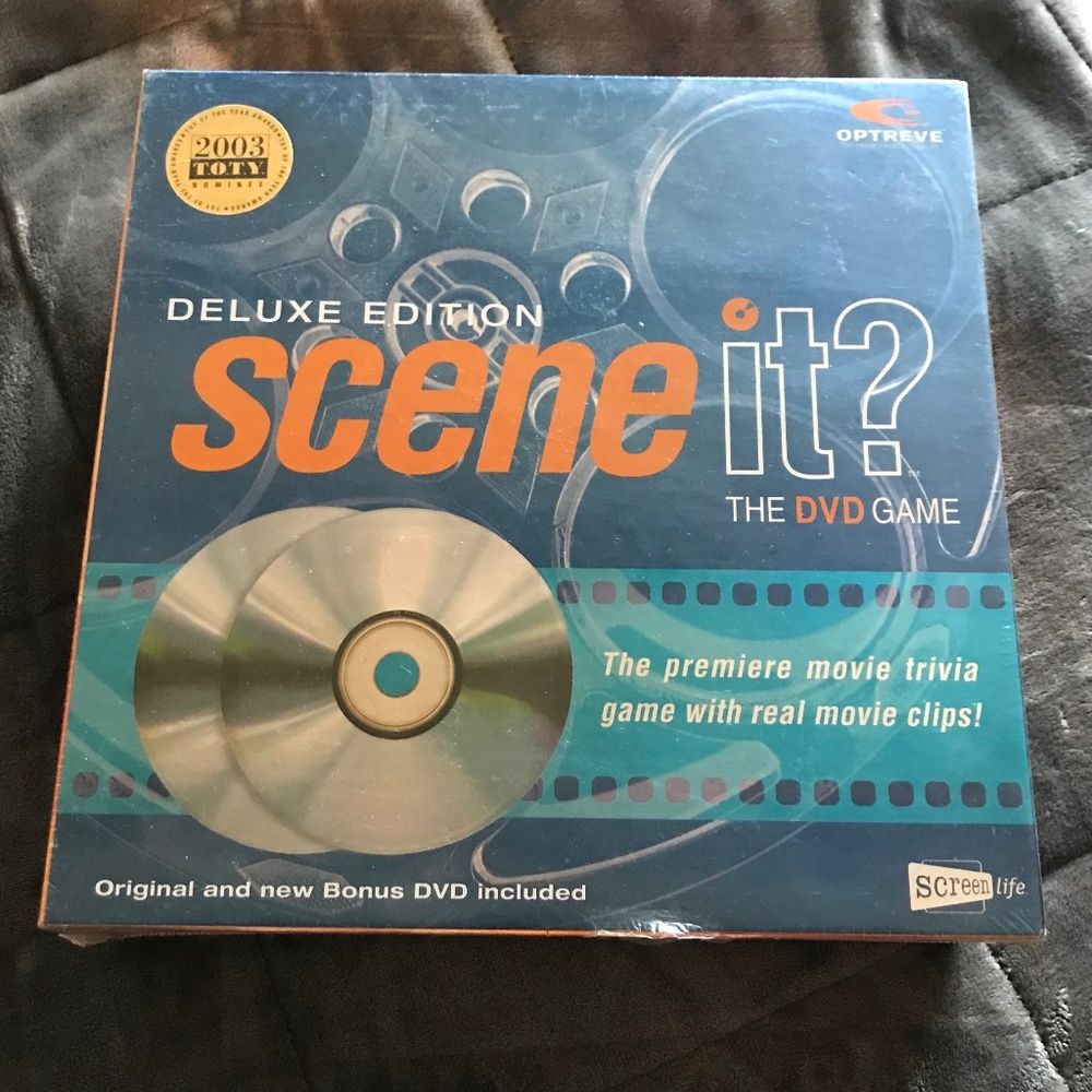 Scene it? Deluxe Edition 2003 Toy Award Movie Trivia Game With Clips